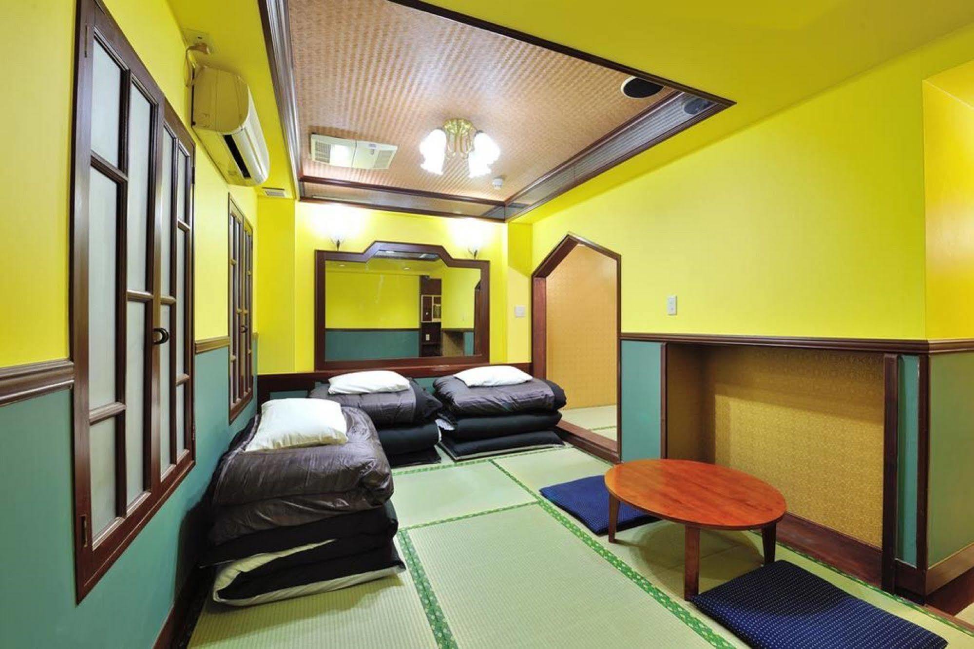Khaosan World Asakusa Ryokan Tokyo Exterior photo